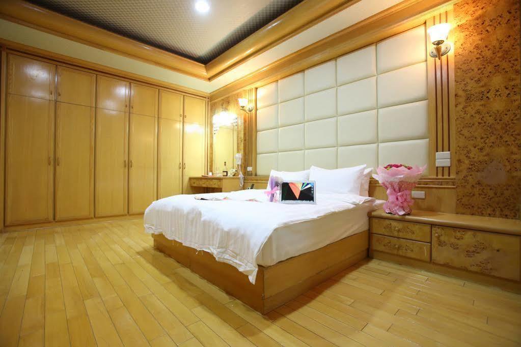 Clover House-自助式無人旅店 Zhongli Eksteriør bilde