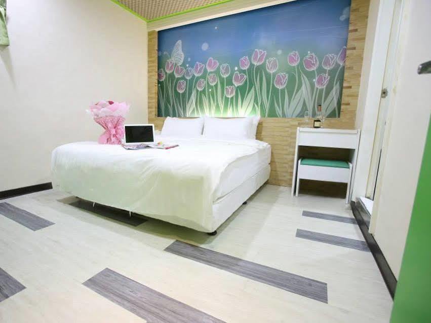 Clover House-自助式無人旅店 Zhongli Eksteriør bilde